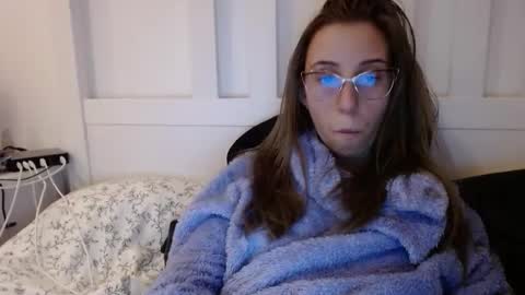 Lena online show from November 26, 2:29 pm