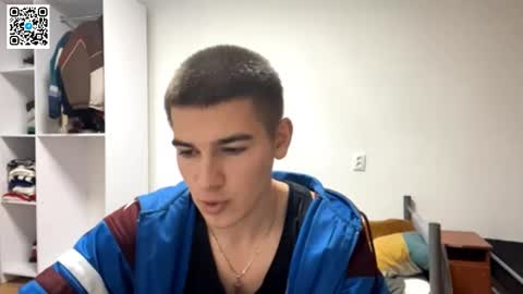 Eric online show from December 3, 7:34 pm