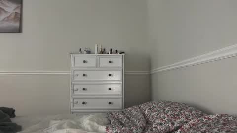 chicka online show from September 11, 7:25 pm