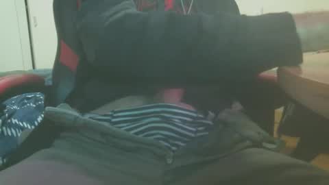 Snapshot of baronminuit69 chatting on November 9, 8:12 am baronminuit69 online show from November 9, 8:12 am