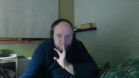 Snapshot of bart_poland chatting on June 7, 1:10 am bart_poland online show from June 7, 1:10 am