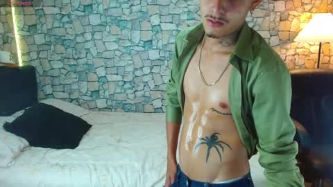 Bastian online show from February 15, 8:49 pm