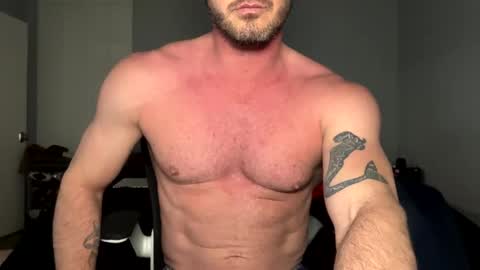 Snapshot of batman25326 chatting on January 31, 2:04 am batman25326 online show from January 31, 2:04 am