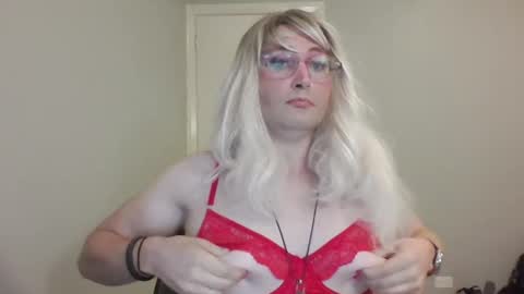 BjBambi online show from February 18, 11:19 pm