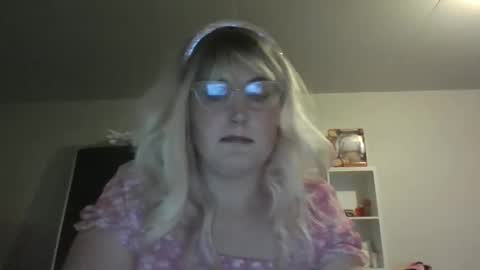 BjBambi online show from March 1, 7:21 am