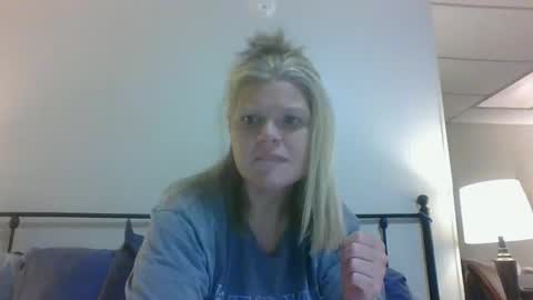 Snapshot of bayybaee21 chatting on September 24, 2:09 pm Baylee online show from September 24, 2:09 pm