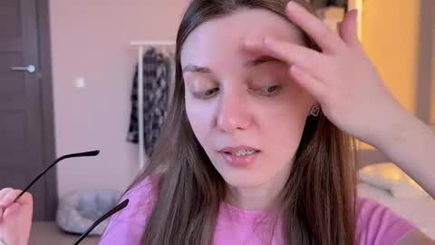 Snapshot of bb_lourels_ chatting on May 17, 5:31 pm Lourel I will be here on and online show from May 17, 5:31 pm