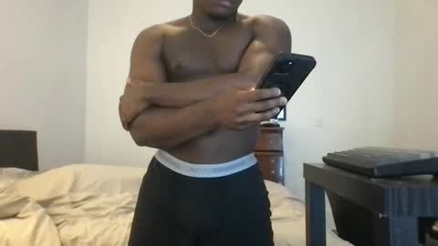 bballer_2002 online show from September 24, 11:19 pm