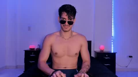 Valentino online show from January 7, 9:25 pm