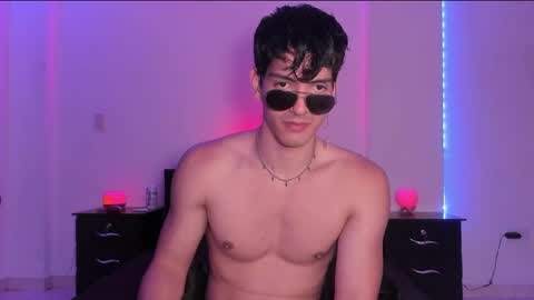 Valentino online show from January 25, 9:14 pm