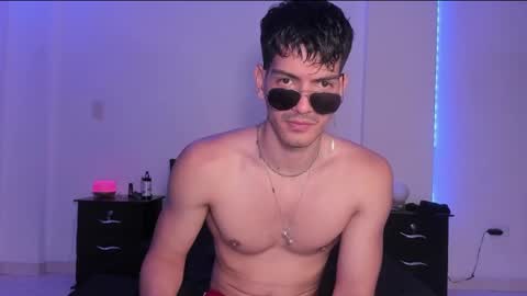 Valentino online show from February 4, 9:31 pm