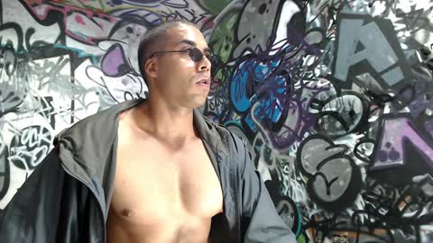 Snapshot of bbc_monster1 chatting on February 8, 7:05 pm Justin online show from February 8, 7:05 pm