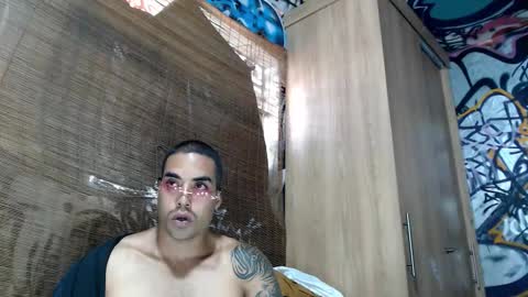 Snapshot of bbc_monster1 chatting on October 14, 5:14 pm Justin online show from October 14, 5:14 pm