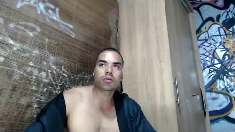 Snapshot of bbc_monster1 chatting on November 8, 1:06 am Justin online show from November 8, 1:06 am