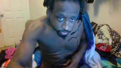 Snapshot of bbc_rocker chatting on December 16, 6:05 pm rocker n queen online show from December 16, 6:05 pm