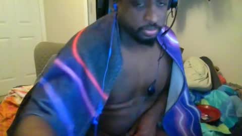 Snapshot of bbc_rocker chatting on December 18, 6:03 pm rocker n queen online show from December 18, 6:03 pm