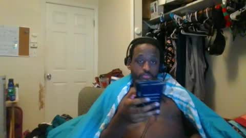 Snapshot of bbc_rocker chatting on January 27, 1:30 pm rocker n queen online show from January 27, 1:30 pm