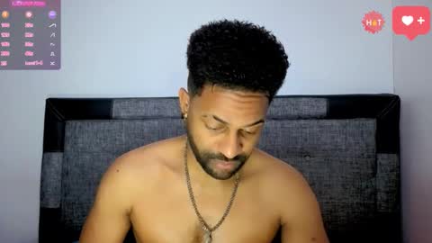 Snapshot of bbcblackhot33 chatting on October 22, 3:40 am john online show from October 22, 3:40 am