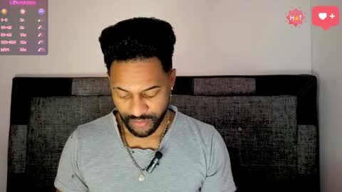 Snapshot of bbcblackhot33 chatting on November 17, 3:34 am john online show from November 17, 3:34 am