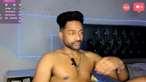 Snapshot of bbcblackhot33 chatting on November 30, 3:21 am john online show from November 30, 3:21 am