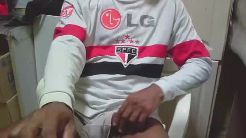 Snapshot of bbcbrazilianboy chatting on November 18, 12:42 pm bbcbrazilianboy online show from November 18, 12:42 pm