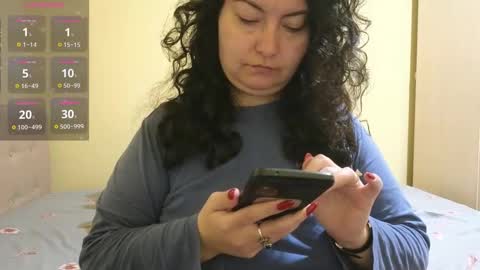 Snapshot of bbw_milf_4u chatting on February 24, 7:22 am Emma online show from February 24, 7:22 am