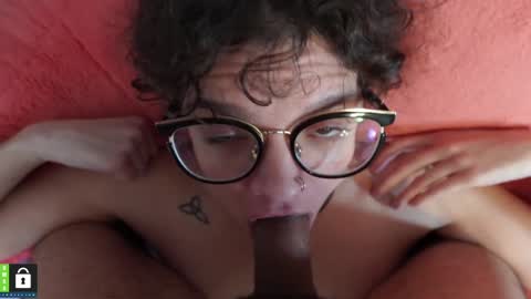 Snapshot of bbygirllunestar chatting on January 30, 9:36 pm bbygirllunestar online show from January 30, 9:36 pm