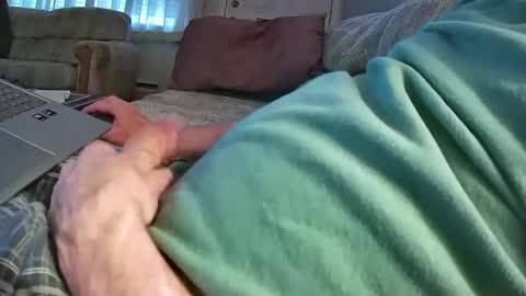 Snapshot of bcema2 chatting on December 27, 10:48 pm bcema2 online show from December 27, 10:48 pm