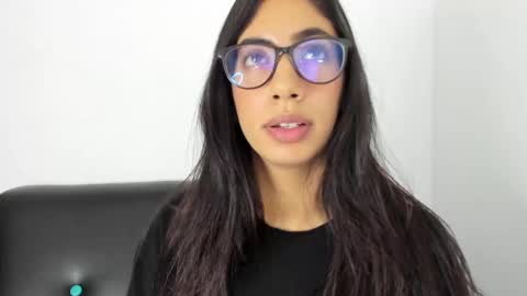 Snapshot of bdanevil chatting on December 12, 5:48 pm daniela villamizar online show from December 12, 5:48 pm