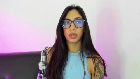 Snapshot of bdanevil chatting on December 14, 8:18 pm daniela villamizar online show from December 14, 8:18 pm