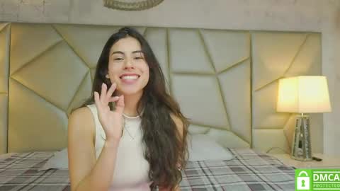 Helena  Evan online show from April 15, 12:12 pm