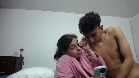 Snapshot of be_sinners chatting on November 25, 5:40 am Sara Juan online show from November 25, 5:40 am