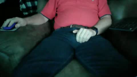 beachguy38 online show from December 5, 9:17 pm