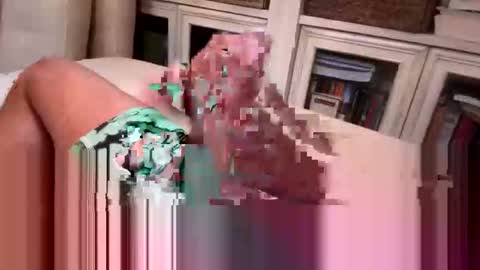 Snapshot of beachguy469 chatting on November 12, 2:39 pm BeachGuy online show from November 12, 2:39 pm