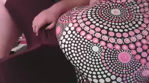 bear_man_oi online show from December 27, 3:37 pm