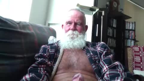 Snapshot of beardbushy chatting on September 9, 4:28 pm beardbushy online show from September 9, 4:28 pm