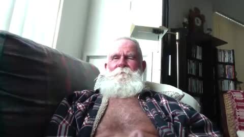 Snapshot of beardbushy chatting on September 22, 6:32 pm beardbushy online show from September 22, 6:32 pm