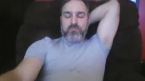 beardedambition online show from December 8, 4:14 am