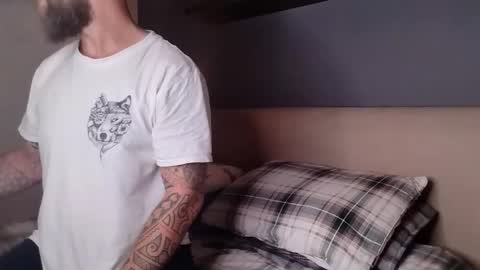 beardedtattedguy online show from October 19, 3:12 pm