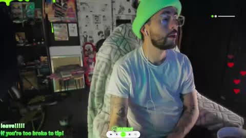 Snapshot of beastbxy chatting on January 30, 8:11 am beast bxy online show from January 30, 8:11 am