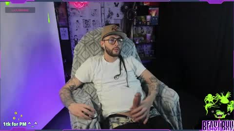 Snapshot of beastbxy chatting on February 13, 6:09 am beast bxy online show from February 13, 6:09 am