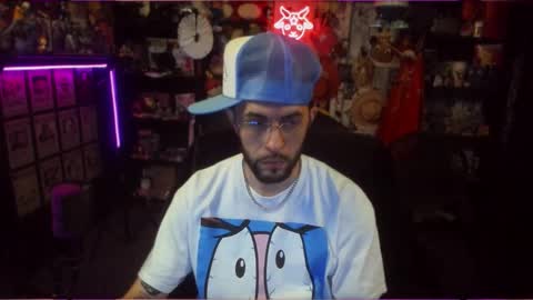 Snapshot of beastbxy chatting on October 18, 12:24 am beast bxy online show from October 18, 12:24 am