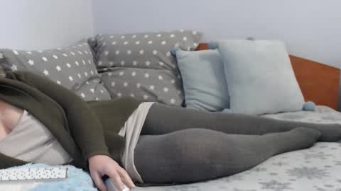 beatrice26 online show from December 13, 7:21 pm