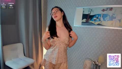 Snapshot of beatrixcutsforth chatting on September 24, 7:28 pm Beatrix or Triss3 online show from September 24, 7:28 pm