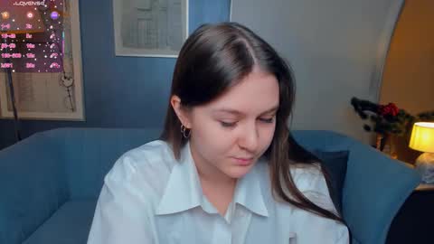 Snapshot of beatrixcutsforth chatting on October 15, 7:52 am Beatrix or Triss3 online show from October 15, 7:52 am