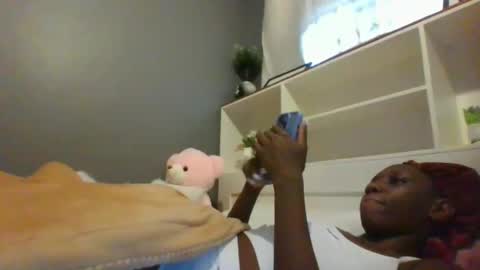 Lil stunner online show from February 4, 4:48 am