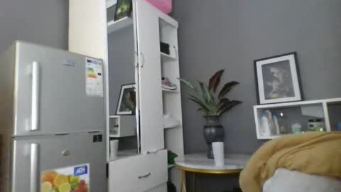 Lil stunner online show from September 28, 7:58 am