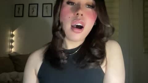 Snapshot of beautiful_lust69 chatting on December 4, 2:48 pm Sweet Aya online show from December 4, 2:48 pm