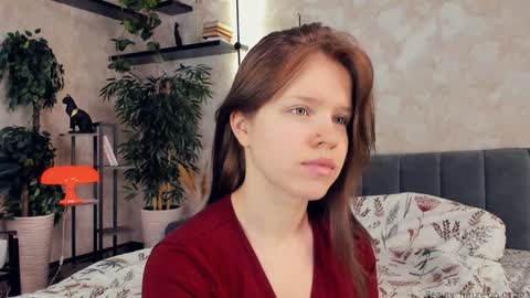 Nicole online show from February 6, 7:13 am