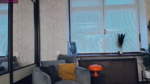 Nicole online show from February 20, 12:15 pm